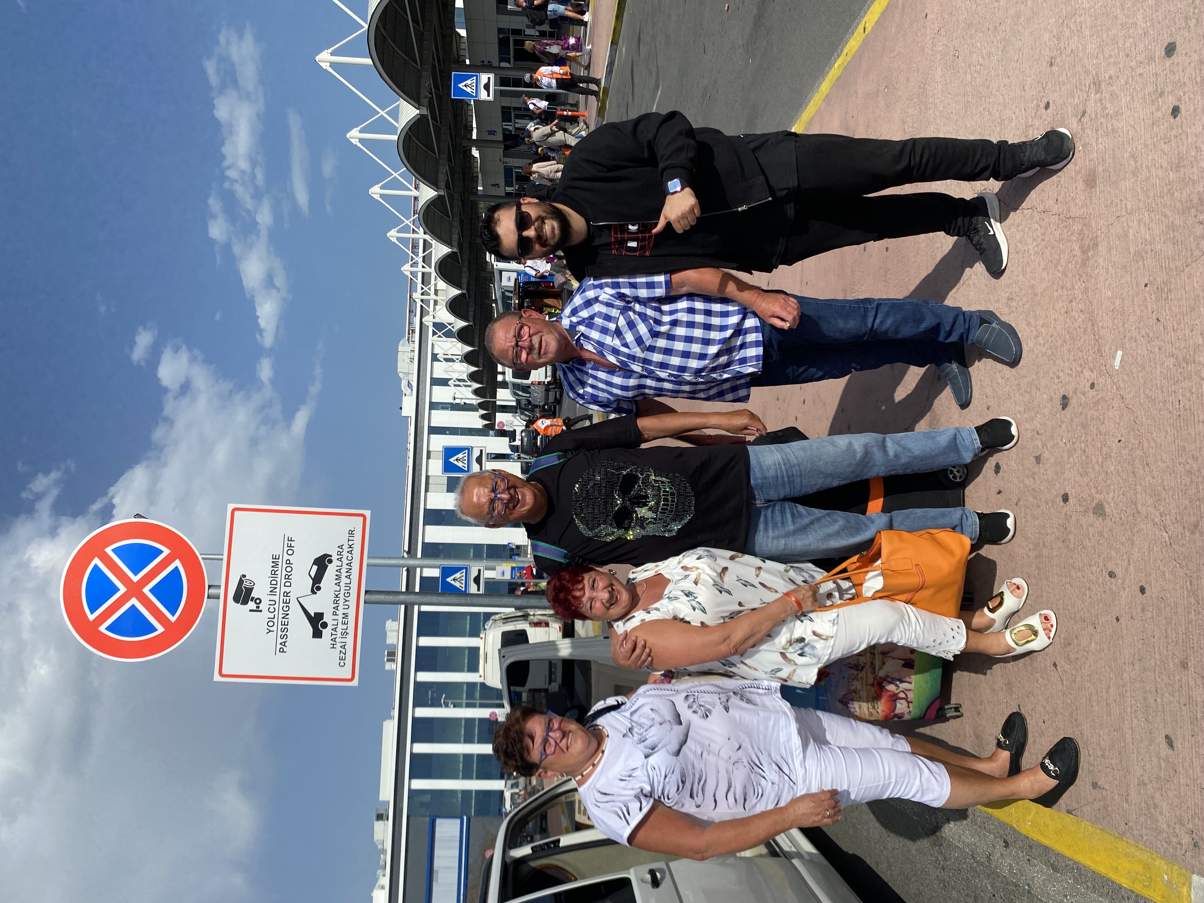 Antalya Flughafen Privattransfer Side für Familien Paare und Gruppen